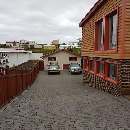 Holiday Guesthouse Stykkishólmur Exteriör bild
