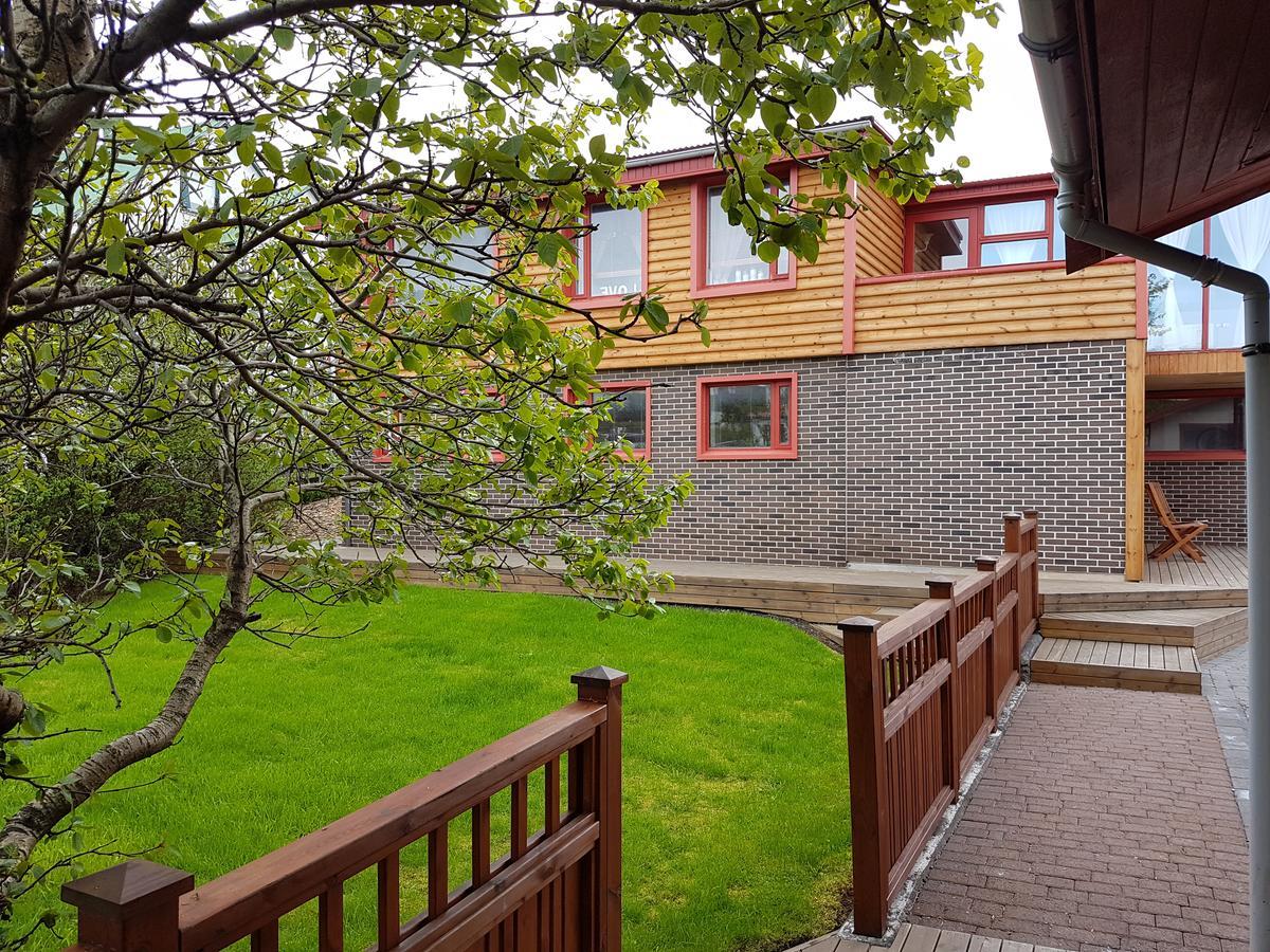 Holiday Guesthouse Stykkishólmur Exteriör bild